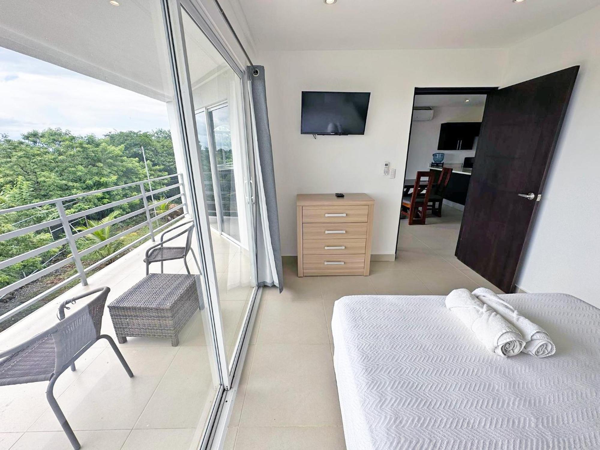 Hotel Surf Ranch - 4*